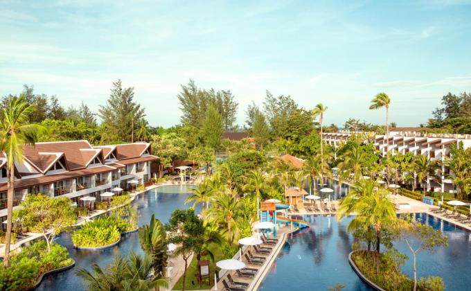 Sunwing Kamala Beach Resort