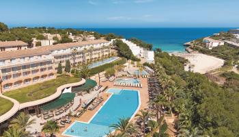 Insotel Cala Mandia Resort